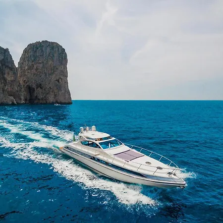 Capasecca Yacht